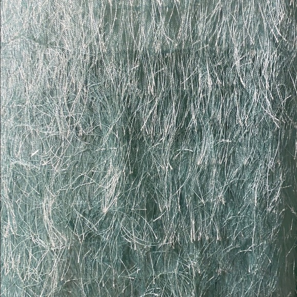 🔥3 for$25🔥Gorgeous Lily White Tank Top - Picture 2 of 7